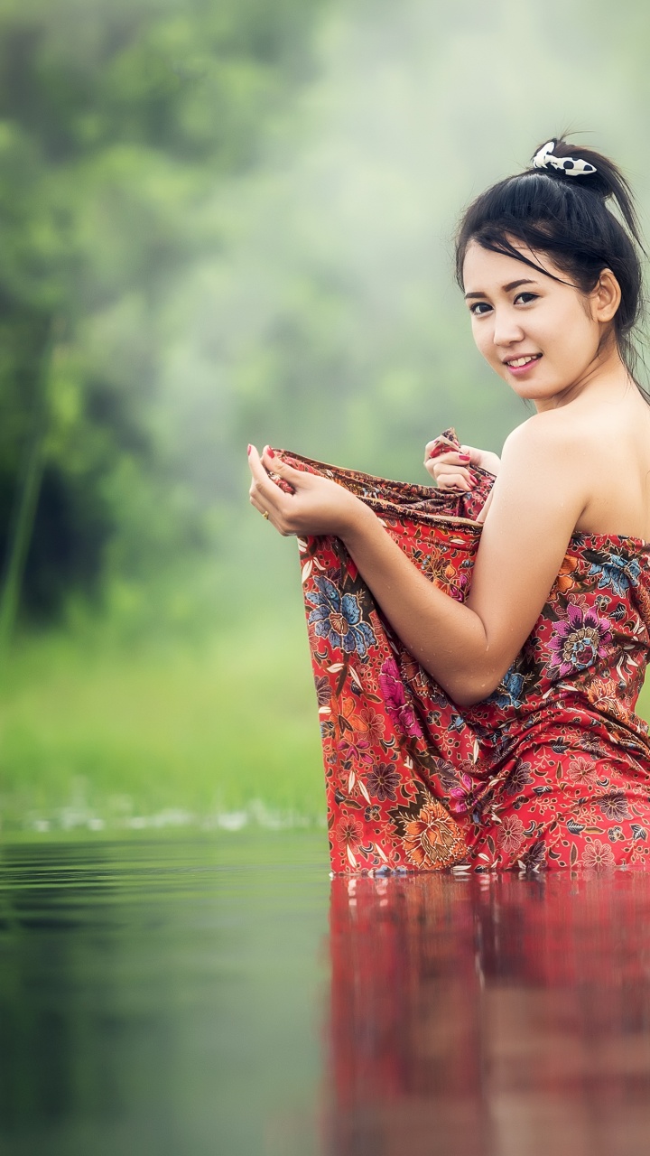 Asian girl 4K Wallpaper, Teen, Lake, Pond, Bath time