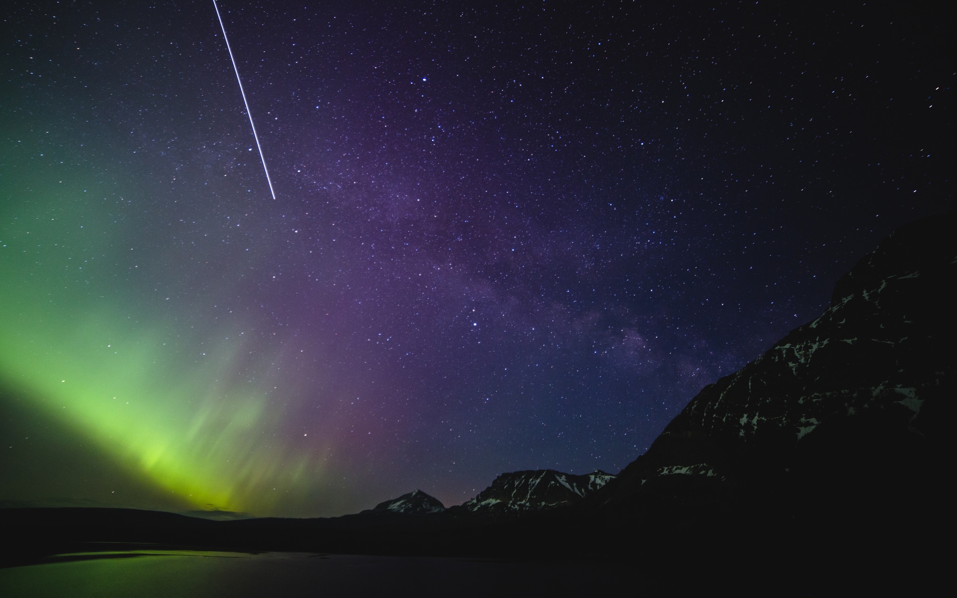 Aurora Borealis Wallpaper 4K, Milky Way, Purple sky, Night, Starry sky
