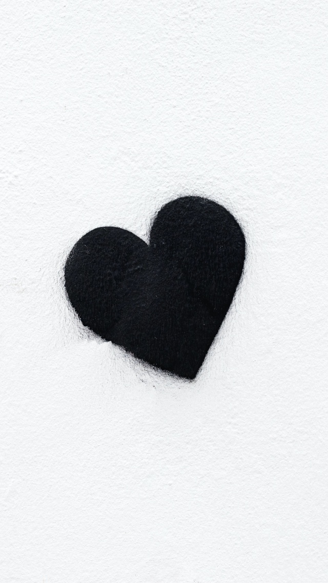 Plain Black Wallpaper Heart Shape  Black Wallpaper HD
