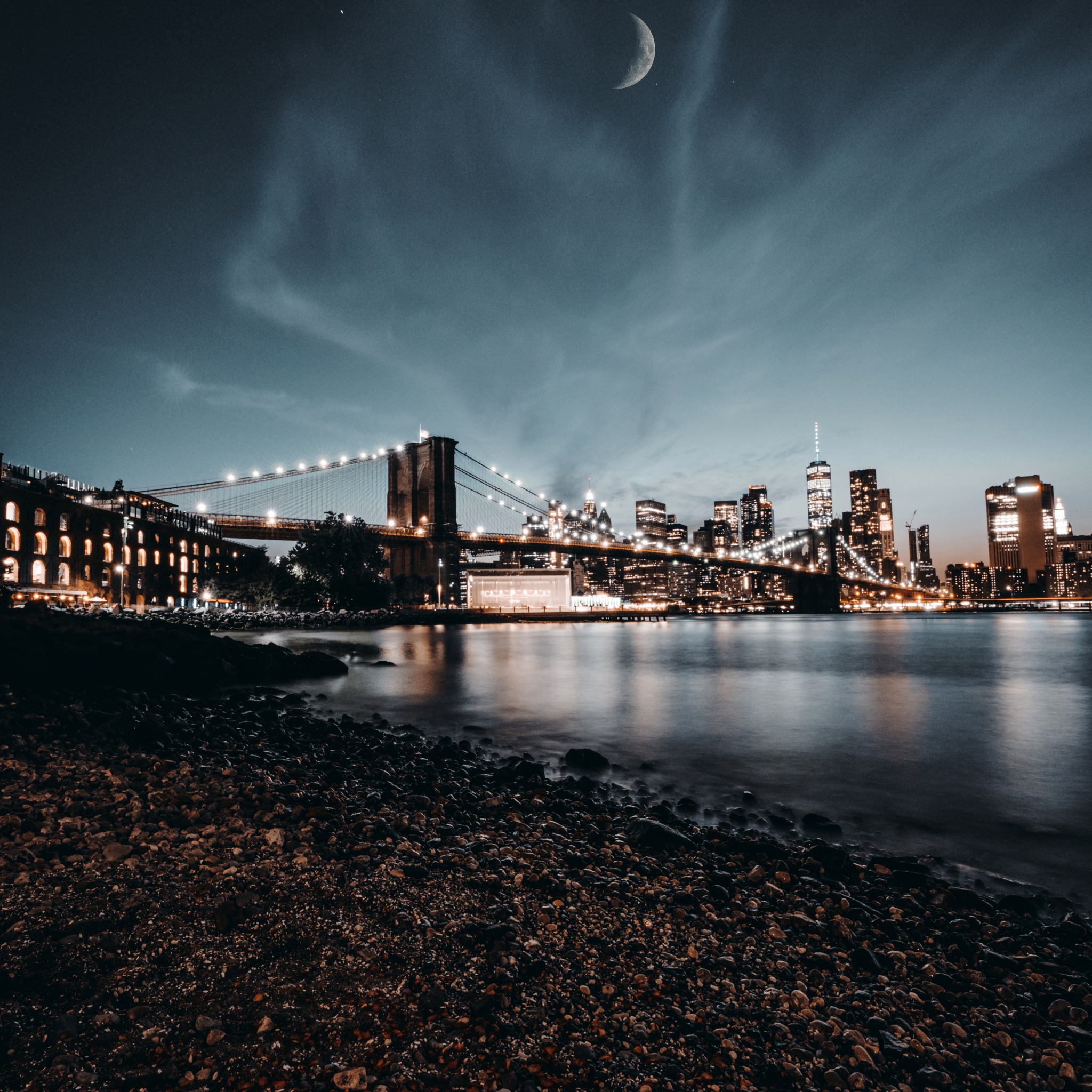 Symmetrical Shot Of The Brooklyn Bridge Wallpaper | High Resolution  Photography