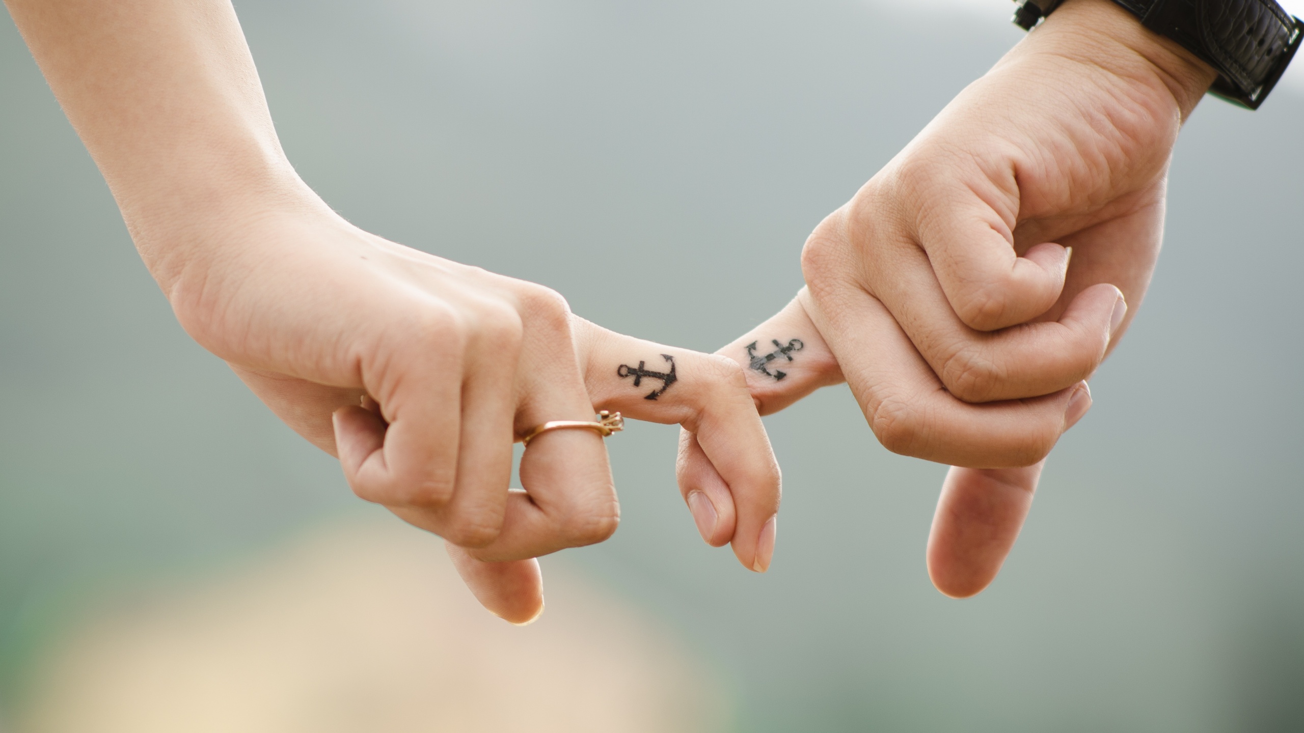 Couple, Hands together, Fingers, Youth, Romantic, Lovers, 5K.