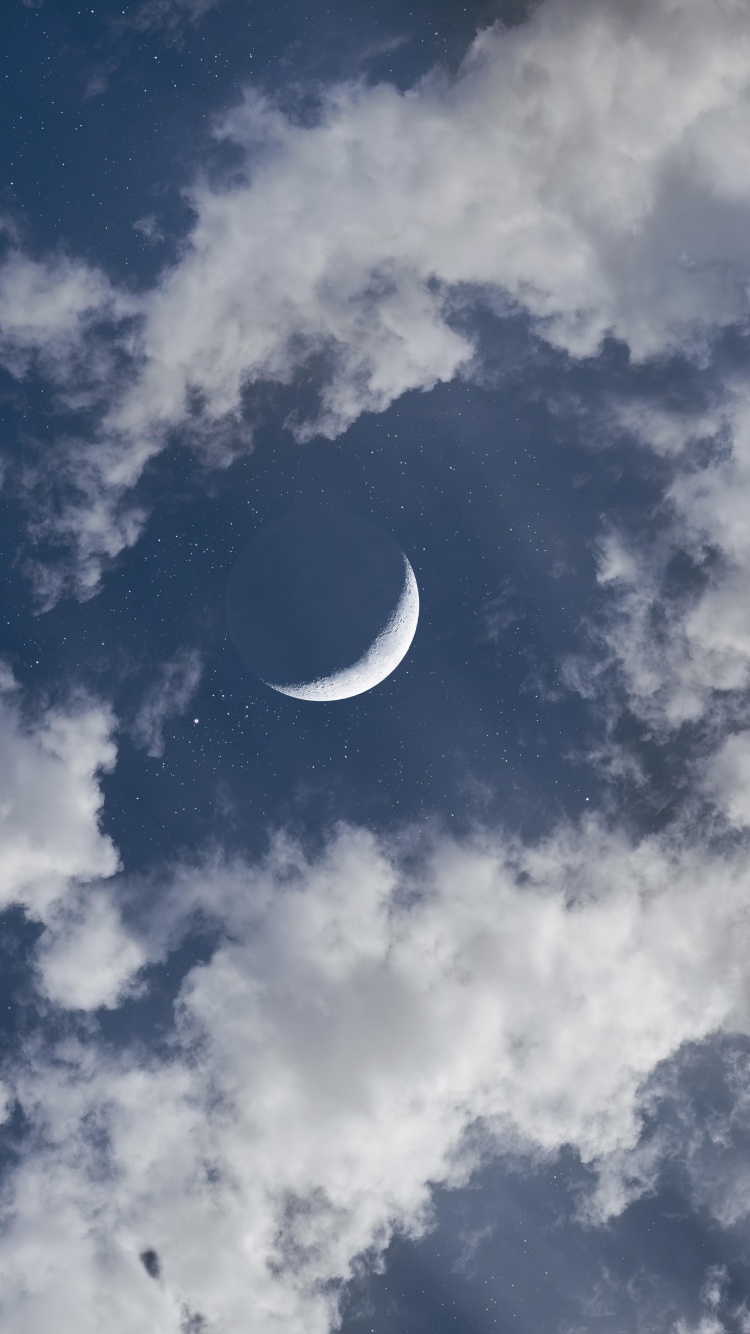Crescent Moon Wallpaper 4K, Half moon, Clouds, Blue Sky
