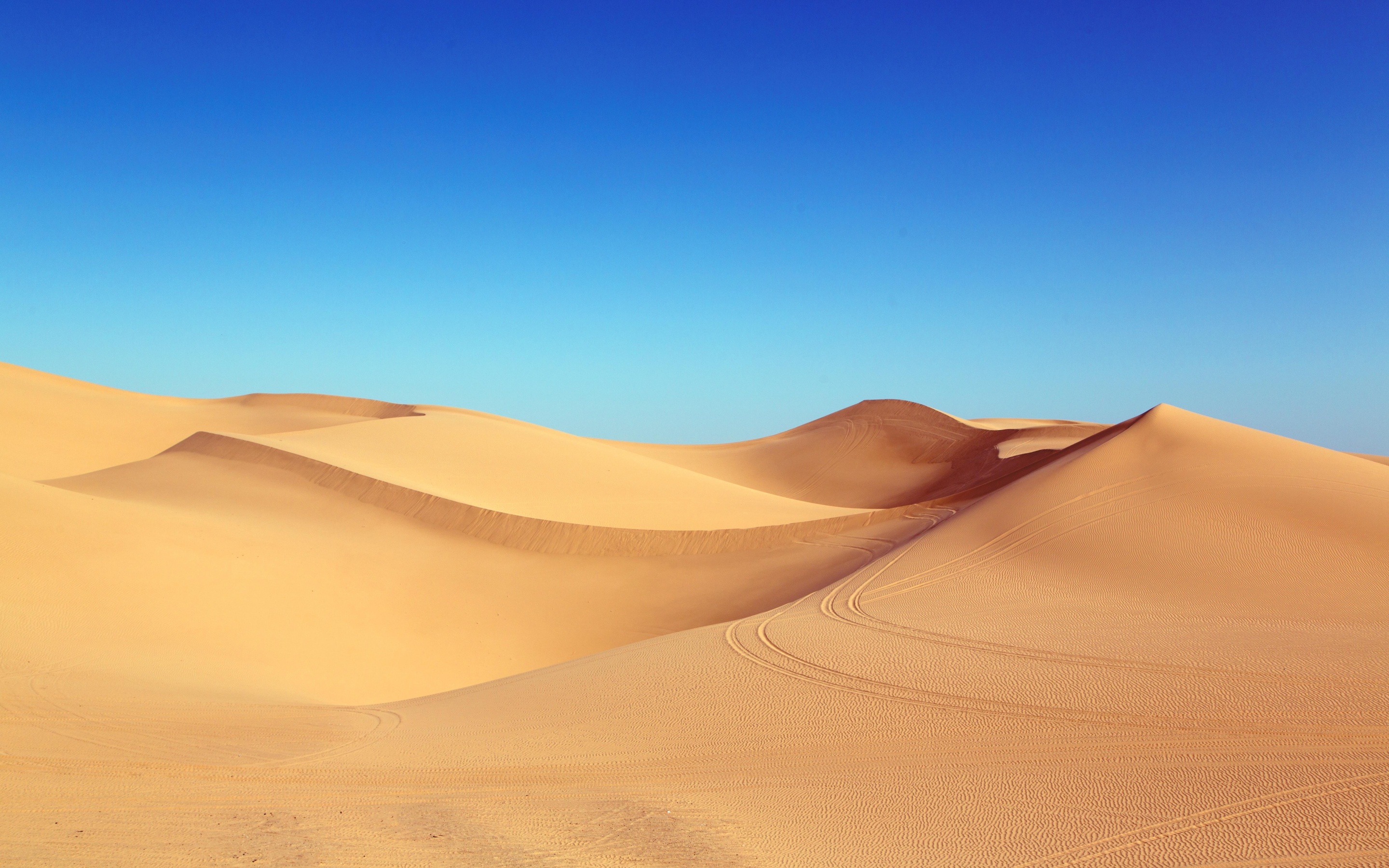 Desert Wallpaper 4K, Blue Sky, Sand Dunes, Clear sky