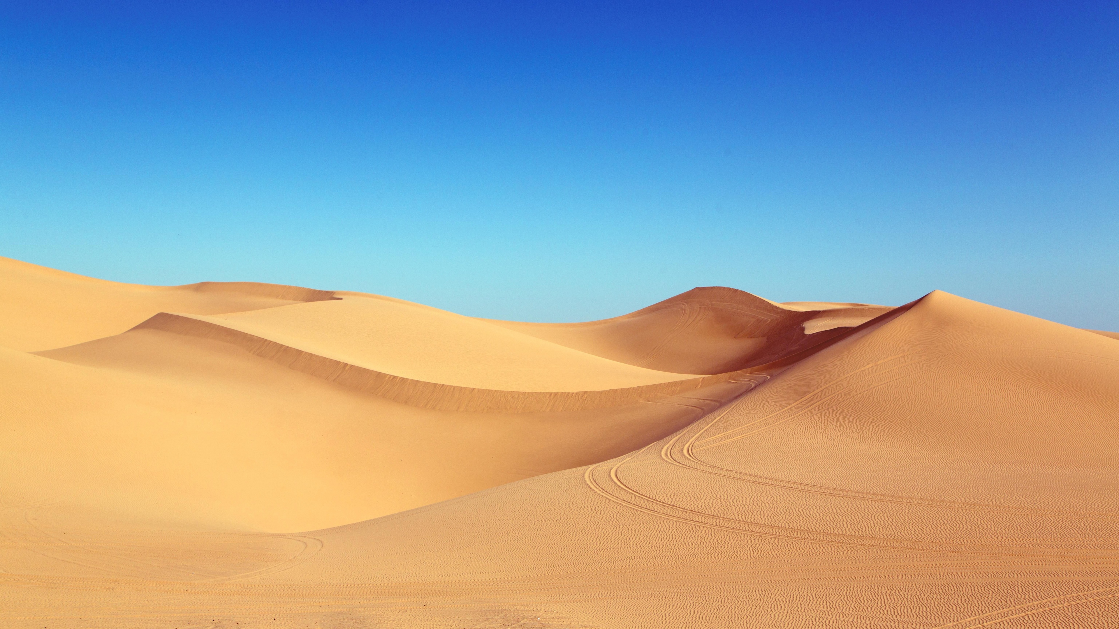 Desert Wallpaper 4K, Blue Sky, Sand Dunes, Clear sky