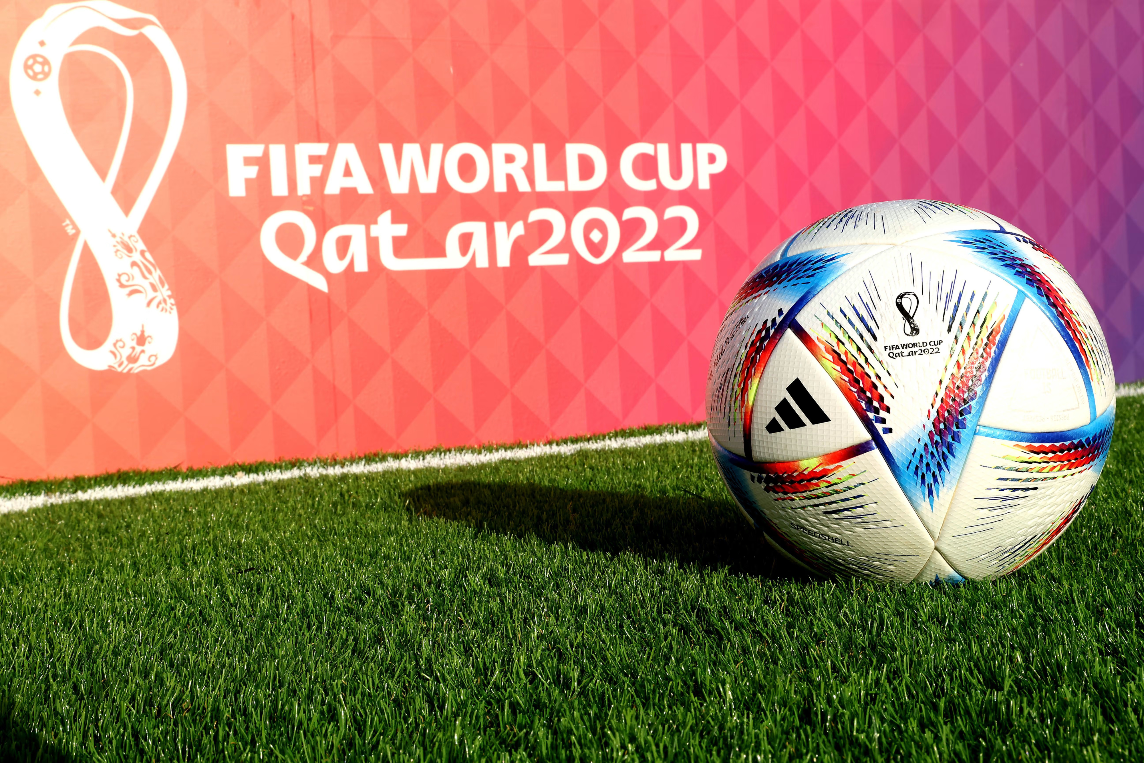 Fifa qatar. Мяч ФИФА 2022 Катар. Мяч ЧМ 2022 В Катаре. FIFA World Cup 2022 мяч. ФИФА ворлд кап Катар 2022.