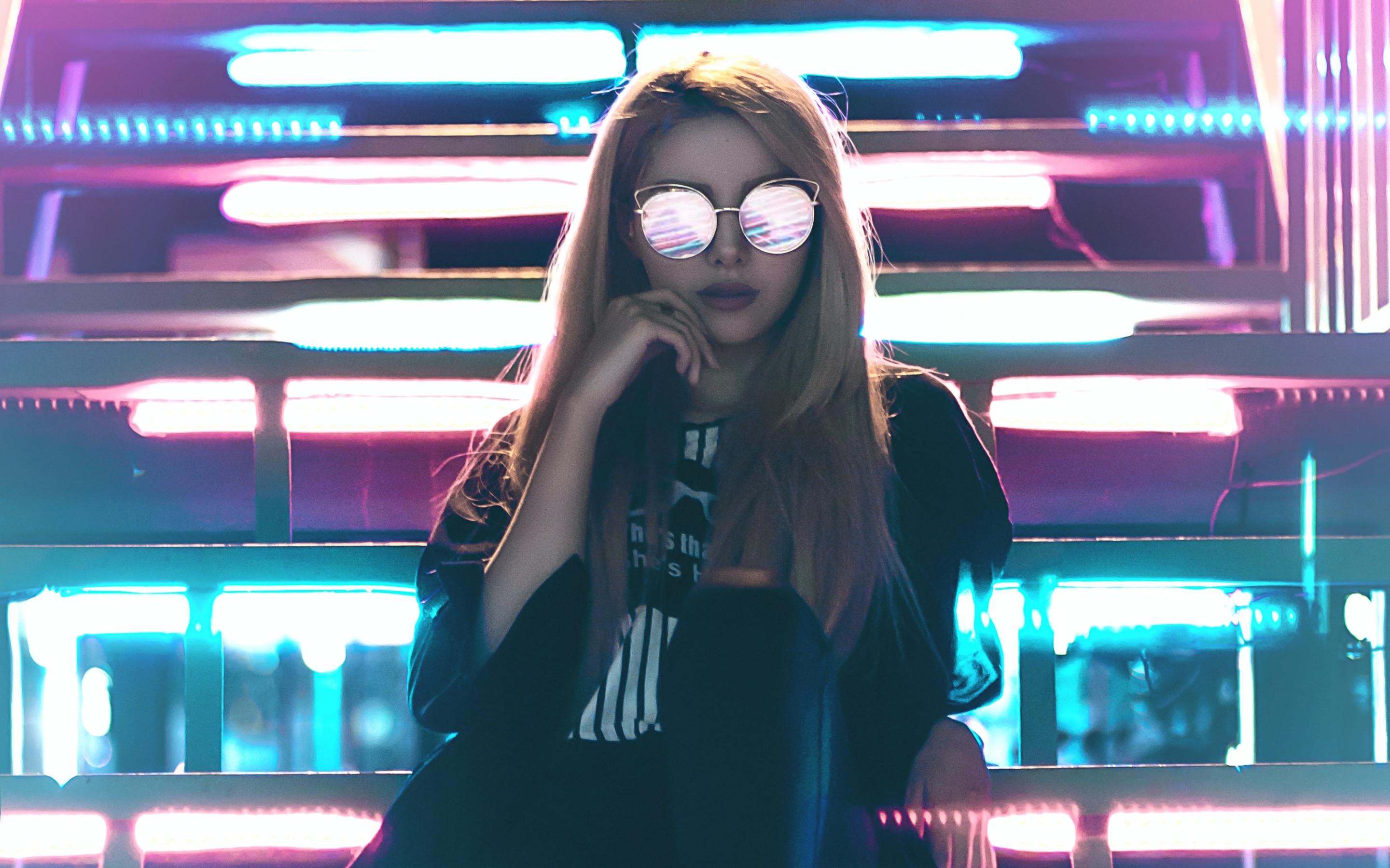 Cyber Neon Mask Girl Live Wallpaper - WallpaperWaifu