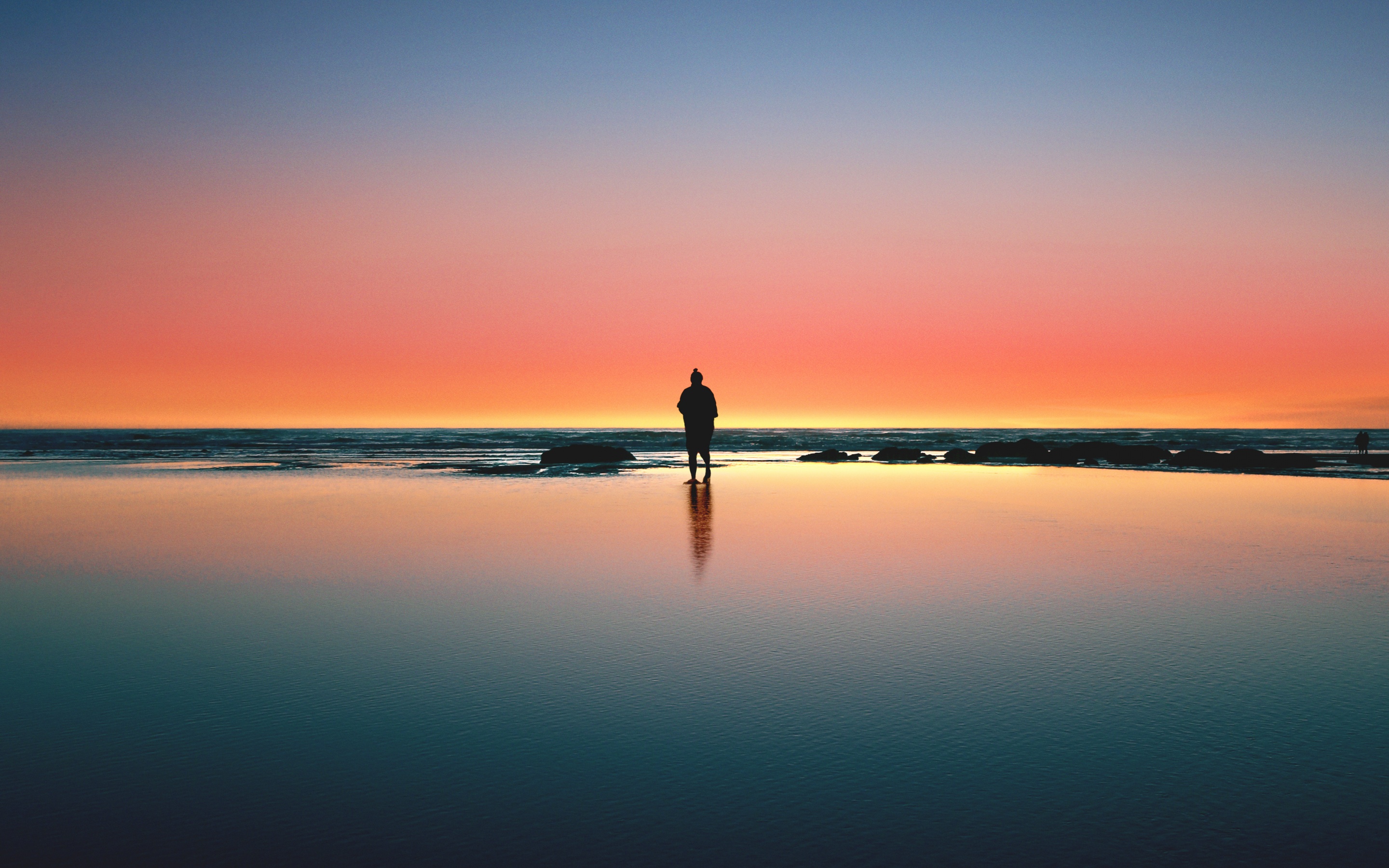 Horizon Wallpaper 4K, Beach, Man, Alone, Sunset