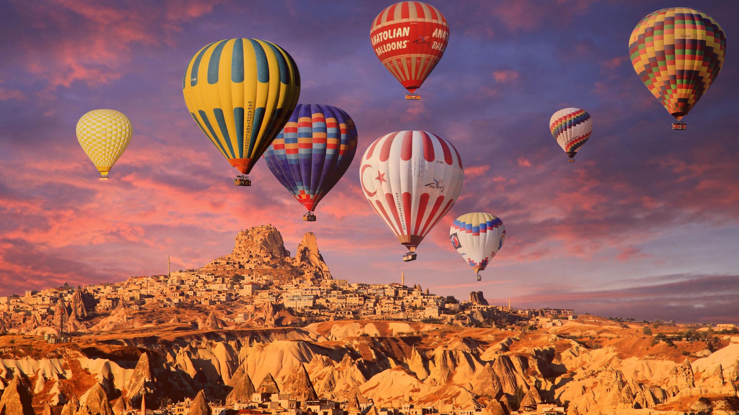 Hot air balloons Wallpaper 4K, Cappadocia, Golden hour, Rock formations