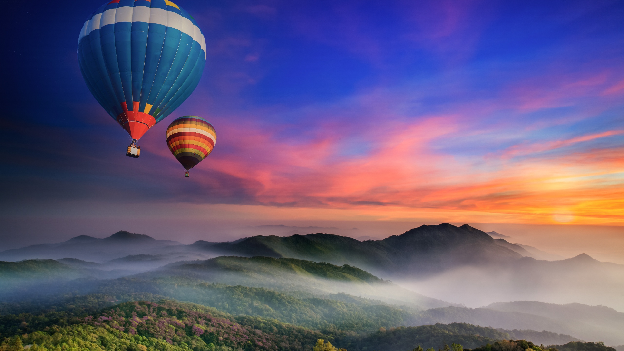Hot air balloons 4K Wallpaper, Doi Inthanon National Park, Sunrise