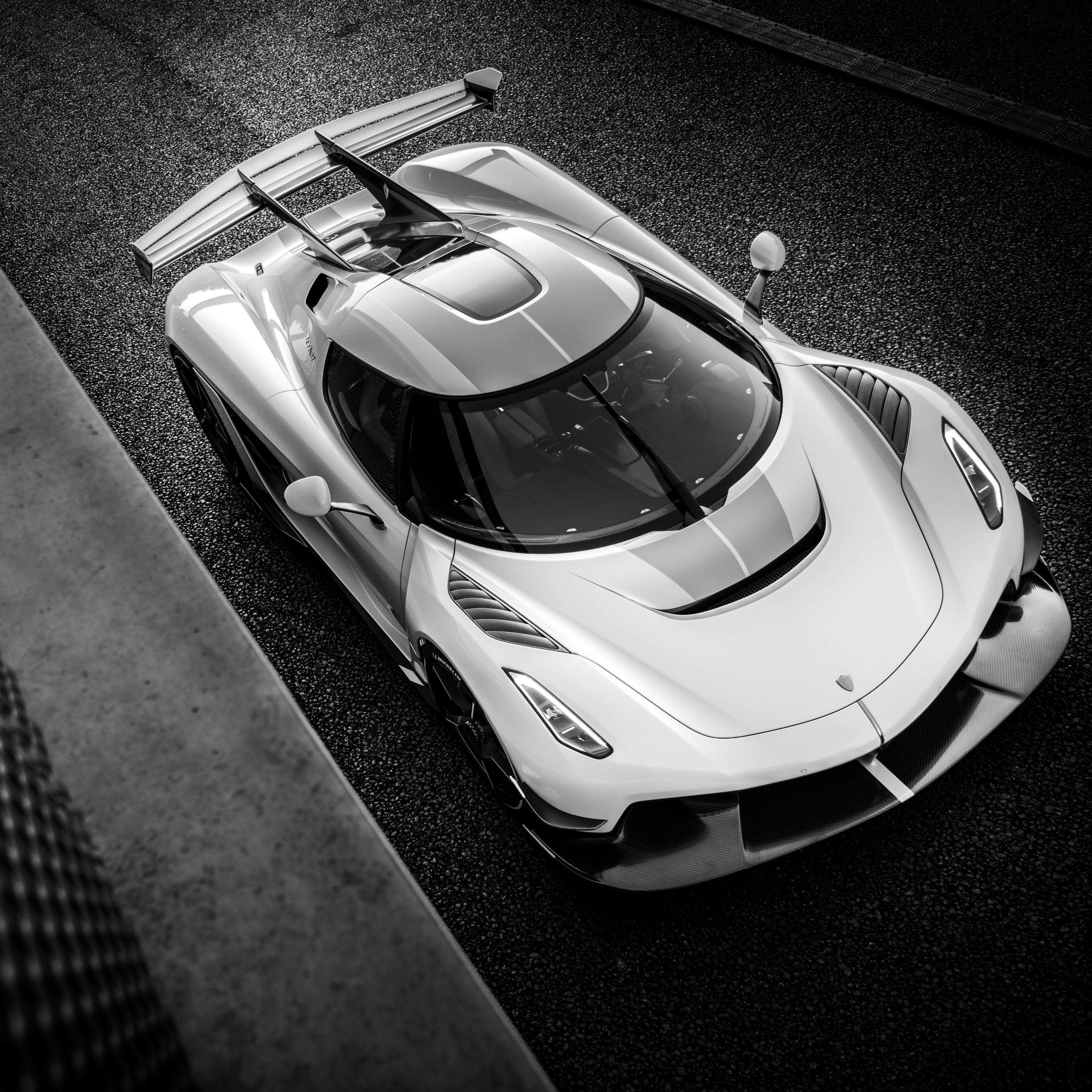 koenigsegg agera rs iPhone Wallpapers Free Download