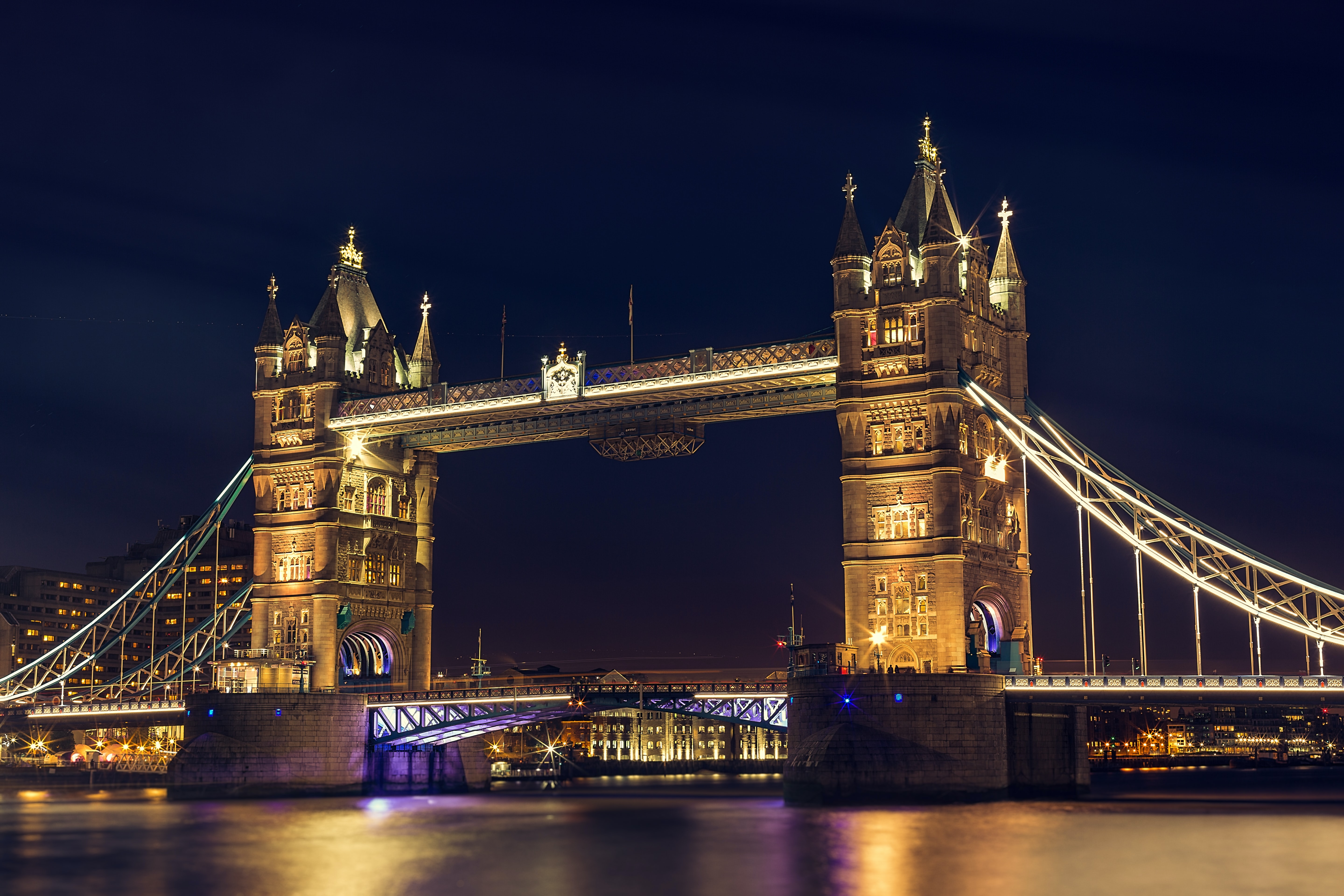 Тауэрский мост лондон. Лондонский Тауэрский мост. Мост Великобритании туэреский. Тауэр (Лондон, Соединённое королевство). Тауэр бридж в Лондоне.