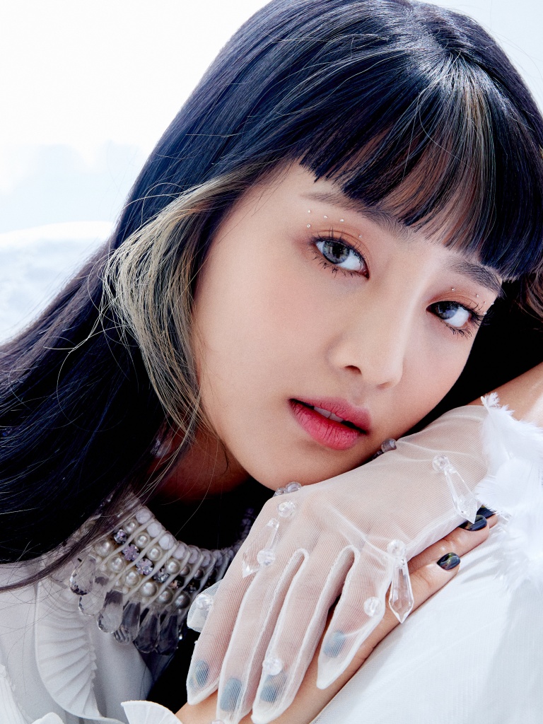 Minnie 4K Wallpaper, Korean singer, K-pop singer, South Korean, White