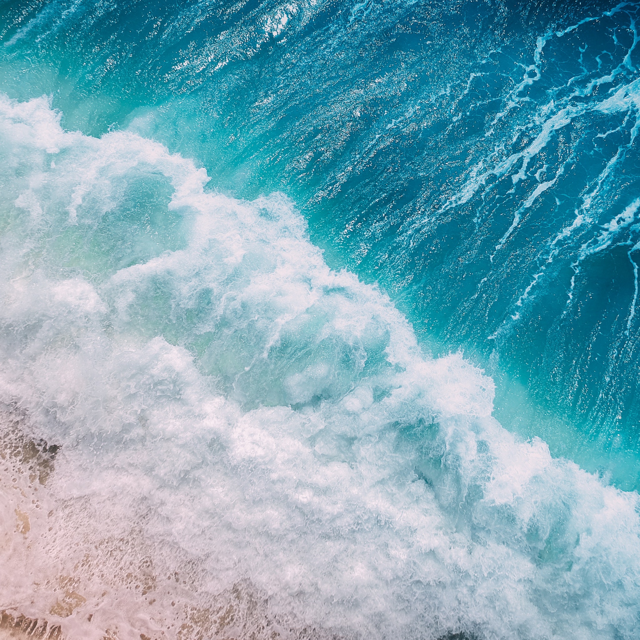 Ocean waves by Fusion Wallpaper live wallpaper for Android. Ocean waves by  Fusion Wallpaper free download for tablet and phone.