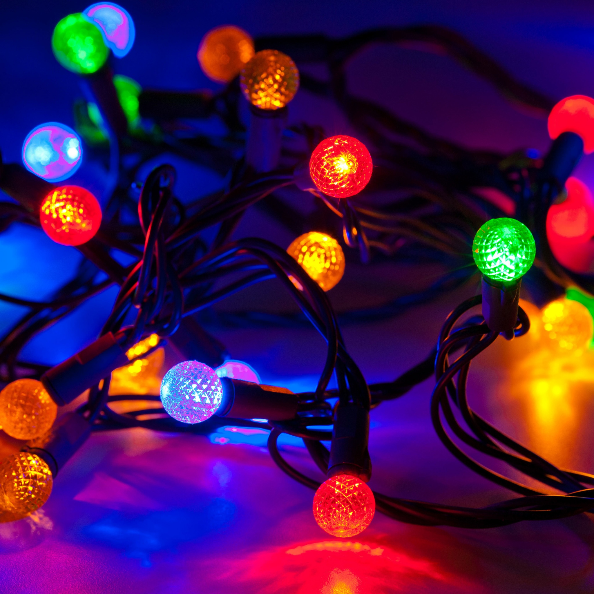 Party lights Wallpaper 4K, Christmas lights, Colorful, Celebrations