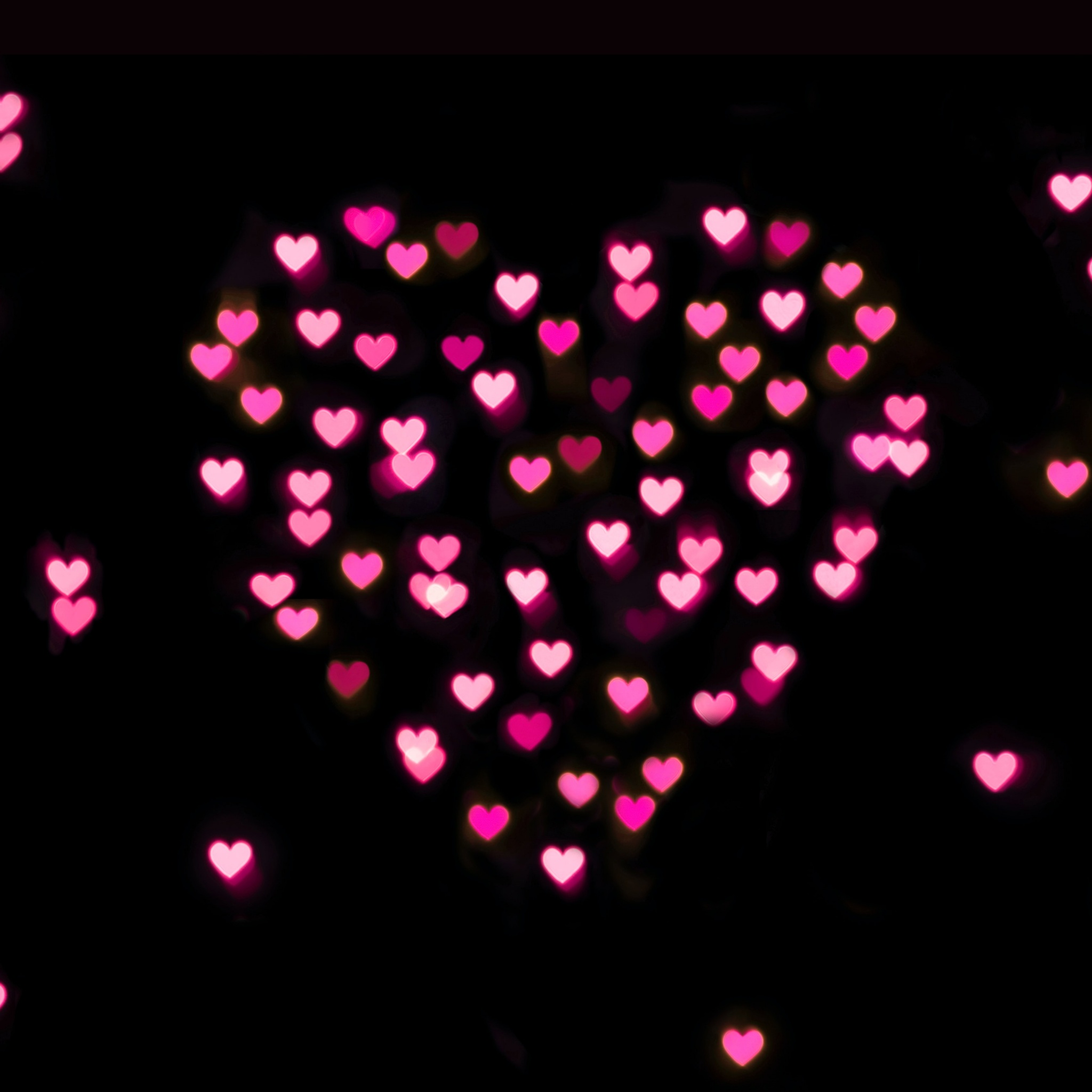 Pink hearts 4K Wallpaper, Black background, Bokeh, Glowing lights