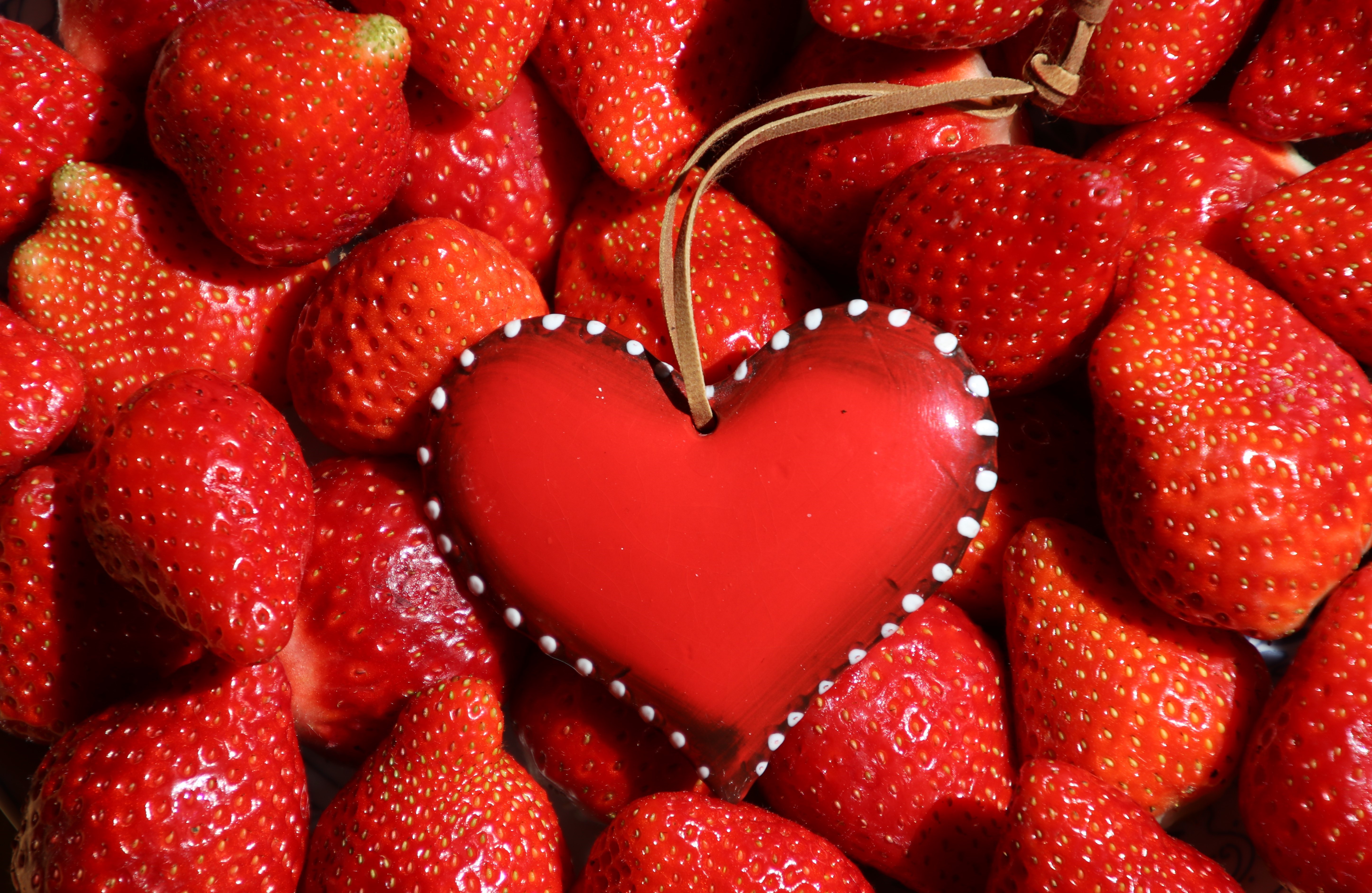 Red heart Wallpaper 4K, Strawberries, Fruits, Food, #2625