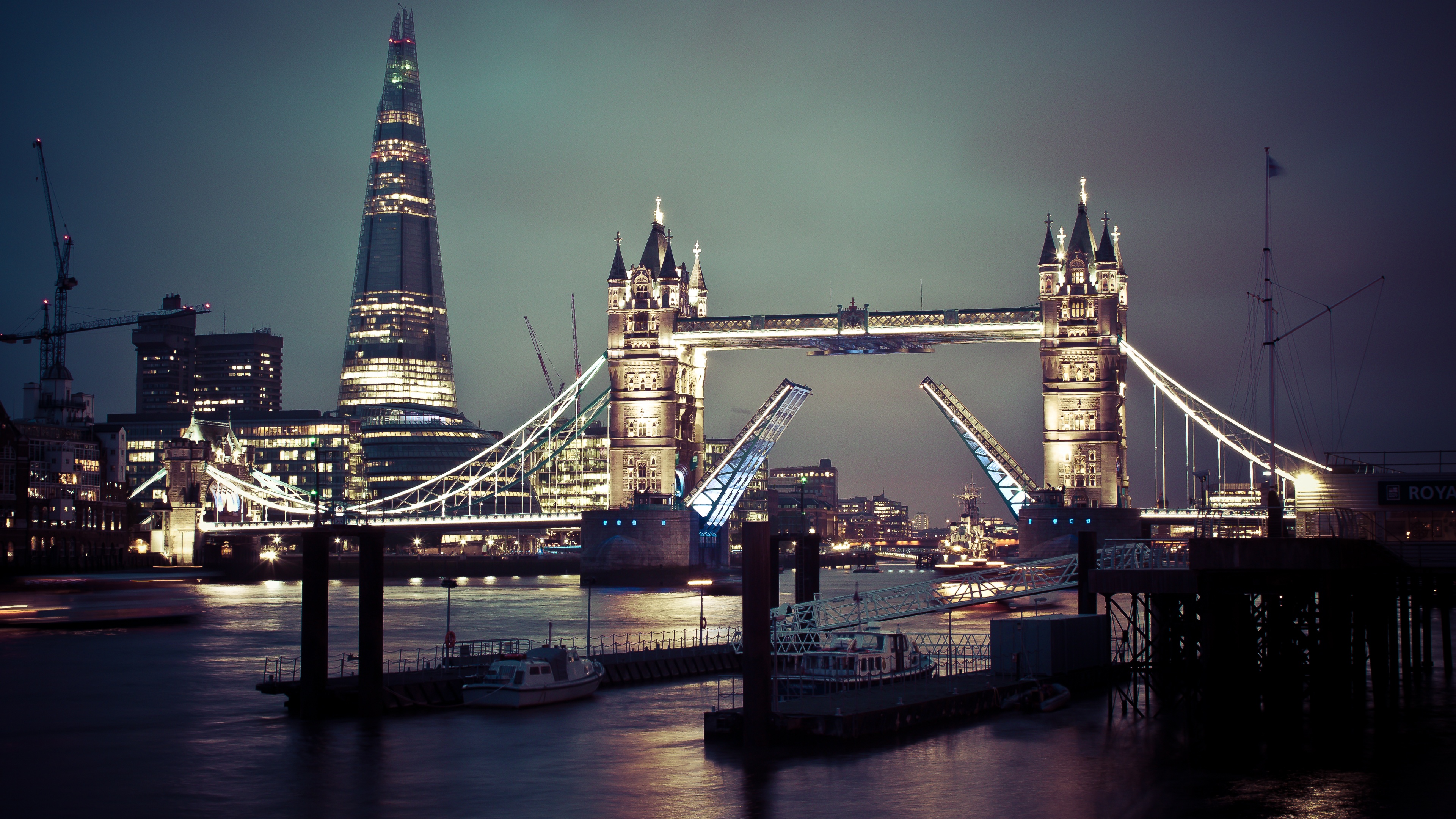 London Skyline At Night Wallpaper