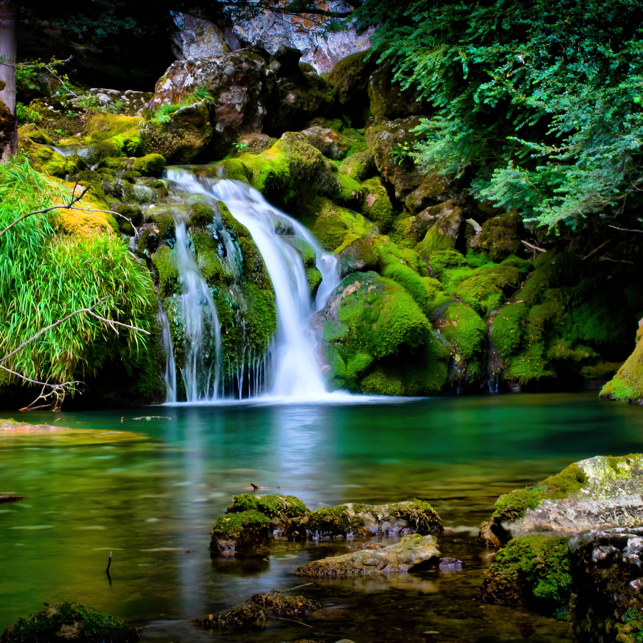 Download Free Android Wallpaper Mighty Waterfall - 4072 - MobileSMSPK.net