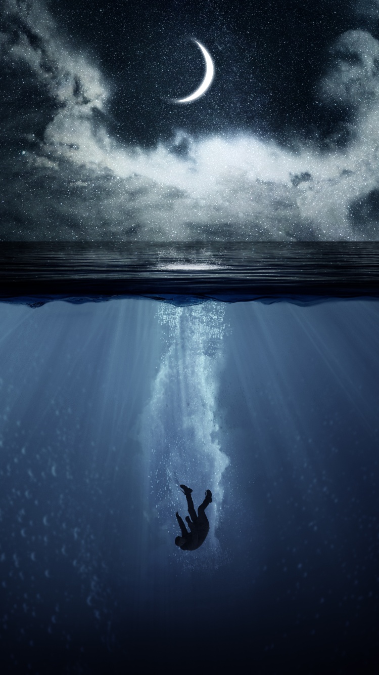 Underwater Wallpaper 4K, Crescent Moon, Ocean Waves