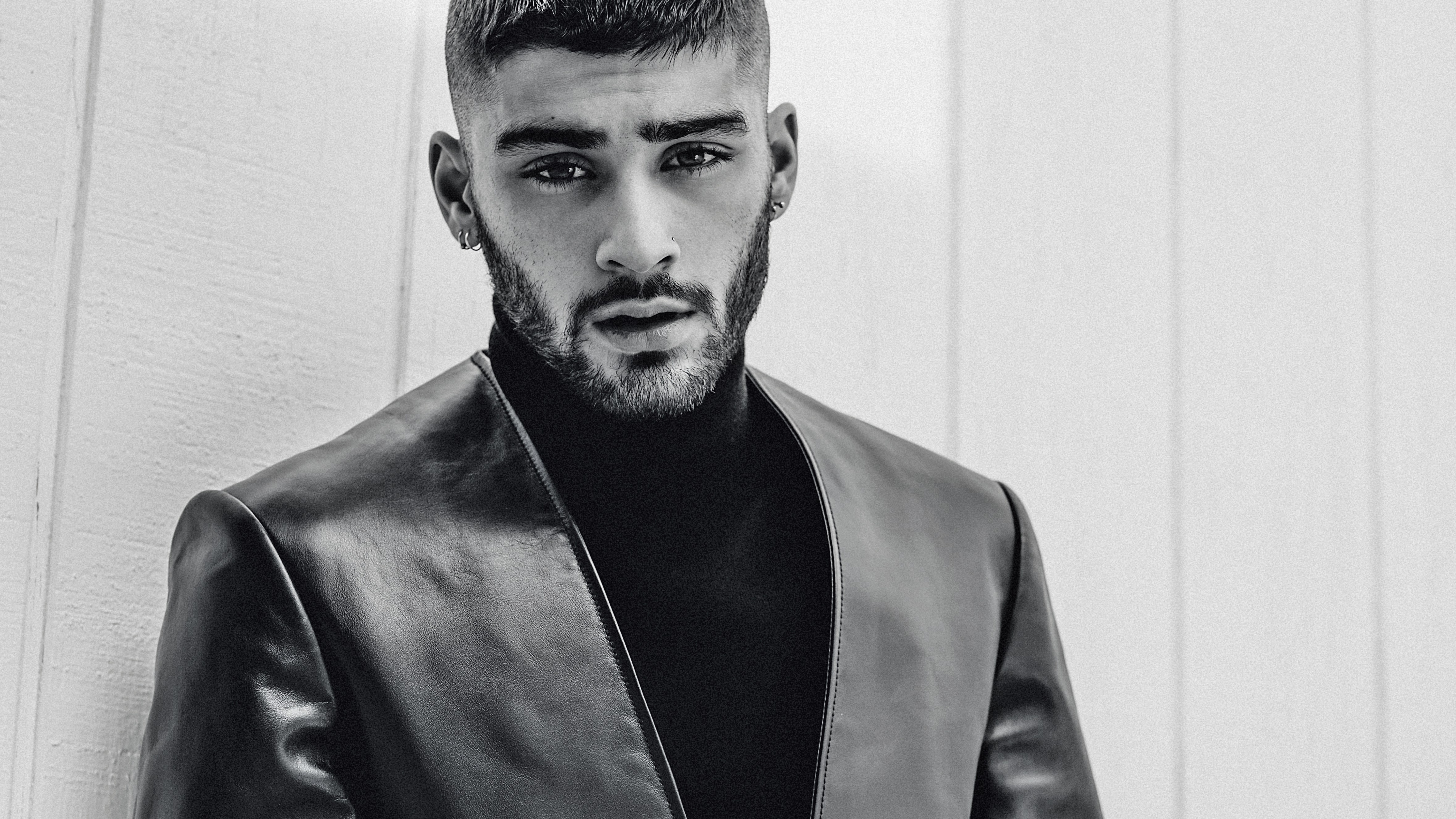 Песня черный на английском. Zayn Malik 2021. Зейн Малик фото 2021. Зейн Малик 2022. Зейн Малик 2018.