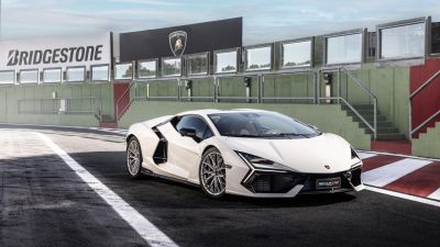 Lamborghini Revuelto, Super Sports Cars, 5K, Race track