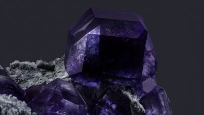 Sapphire, Fluorite Crystal, Fractal, Gemstone, Google Pixel 8 Pro, 5K, Dark theme