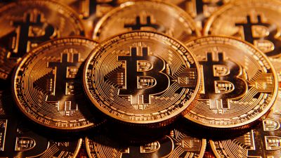 Bitcoin, 5K, Gold coins, Cryptocurrency