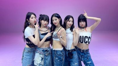 Le Sserafim, K-pop singers, Kim Chaewon, Sakura Miyawaki, Huh Yunjin, Kazuha, Hong Eunchae, Korean singers, Girl group, Purple background
