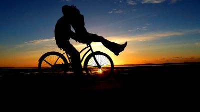 Couple, Bicycle, Sunset, Romantic kiss, Silhouette, Dusk, Evening
