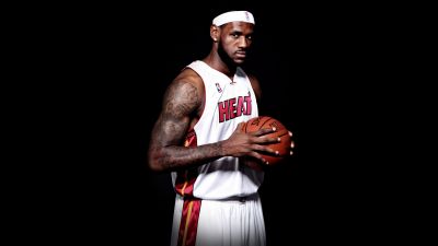 LeBron James, Black background, Miami Heat, Basketball player