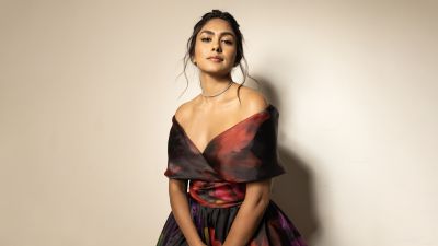 Indian actress, Mrunal Thakur, 2024, 5K