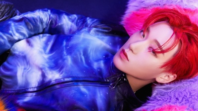 San (ATEEZ), K-pop idol, Red hair, Vibrant