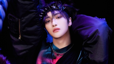 Seonghwa, Neon, ATEEZ, K-pop idol, Purple aesthetic, Edgy