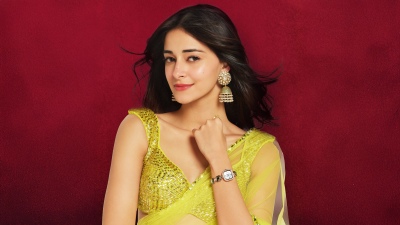 Ananya Panday, Saree, Indian actress, 5K, Red background