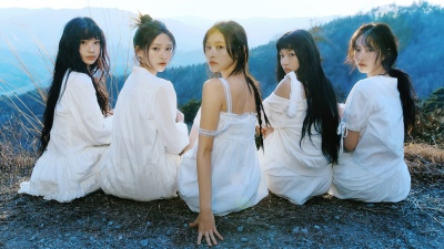 Runaway (RESCENE), 5K, South Korean Singer, Girl group