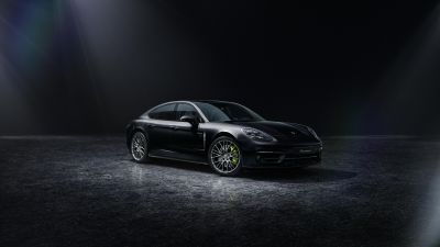 Porsche Panamera 4 E-Hybrid Platinum Edition, 2021, Dark background, Black Edition