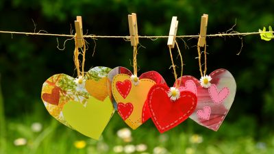 Hanging Hearts, Clothespin, Love Symbols, Red heart, Blur background, 5K