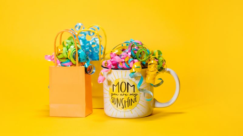 Mom you are my Sunshine, Mom quotes, Mug, Happy Mother's Day, Yellow background, 5K, Wallpaper
