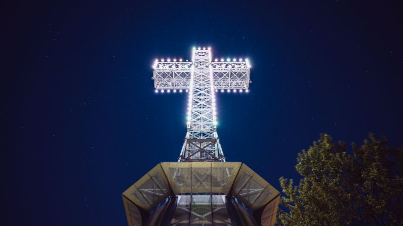 Mount Royal Cross, Monument, Ancient architecture, Landmark, Montreal, Canada, Illuminated, Night, 5K, Wallpaper