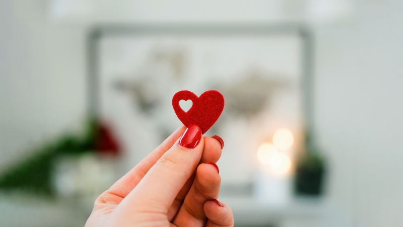 Red heart, Hand, 5K, Bokeh Background, Valentine, Wallpaper
