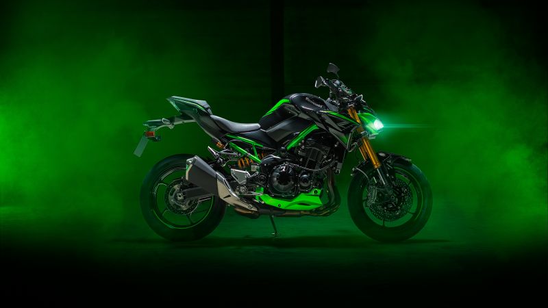Kawasaki Z900, 5K, 2024, Sports bikes, Green, Wallpaper