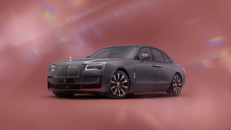Rolls-Royce Ghost, 10K, 2024, 5K, 8K, Pastel red, Pastel background, Wallpaper