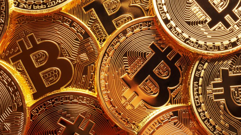Bitcoin, Gold coins, Cryptocurrency, 5K, Wallpaper