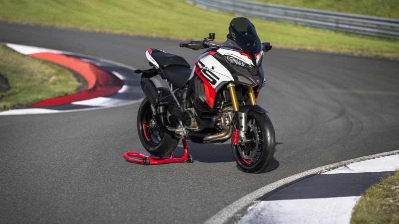 Ducati Multistrada V4 RS, Race track, Adventure motorcycles, 2024