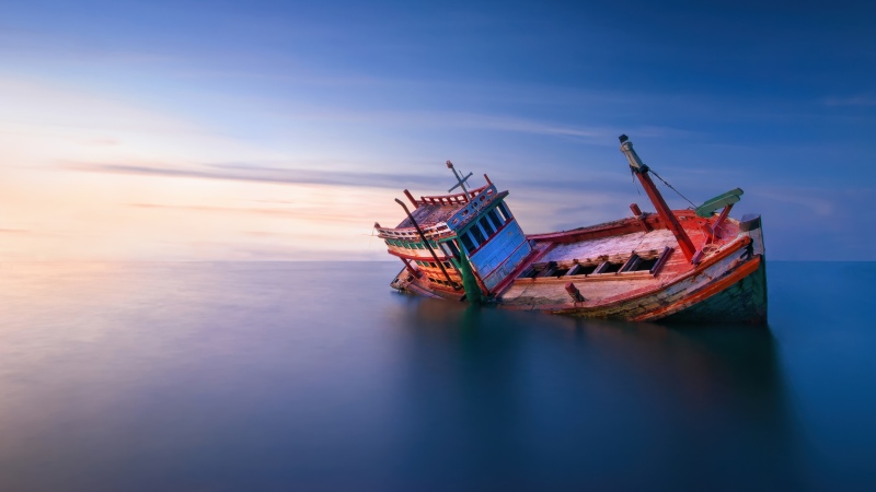 Abandoned, Fishing boat, Shipwreck, Sunset, Isolated, Horizon, Twilight, Lost, 5K, Blue Sky, Wallpaper