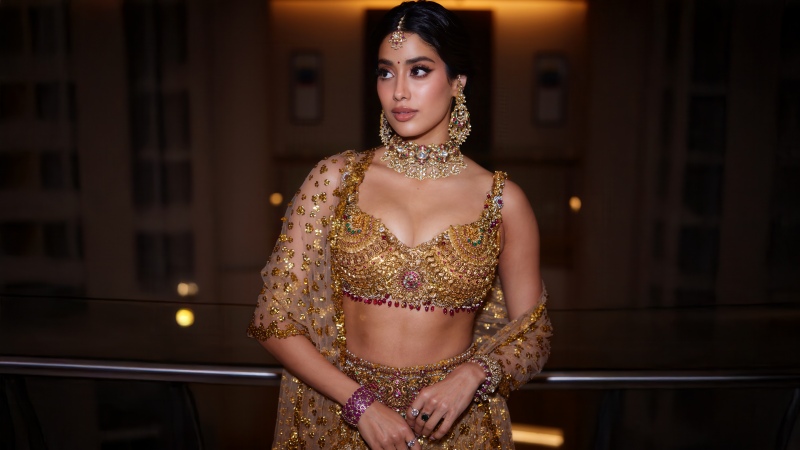 Janhvi Kapoor 5K Wallpaper