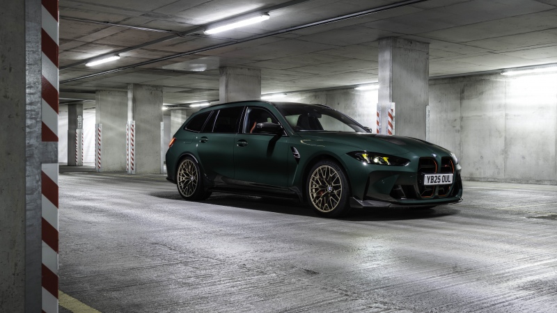 BMW M3 CS Touring Wallpaper 4K 2025 5K 8K Dark Green
