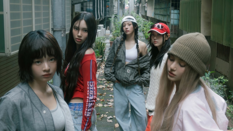 NewJeans, Minji, Hanni, Danielle, Haerin, Hyein