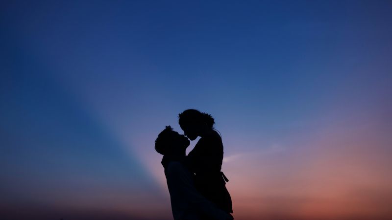 Couple, Silhouette, First kiss, Romantic kiss, Sunset, 5K, Wallpaper