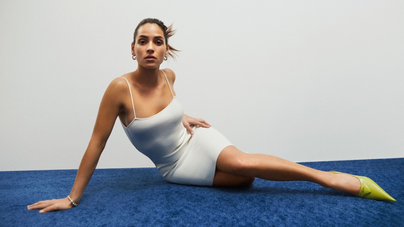 Adria Arjona, Elle Magazine